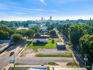 1327 W Main Street, Fort Wayne, IN 46808