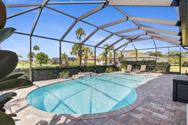 6234 Arcadia Square, Vero Beach, FL 32966