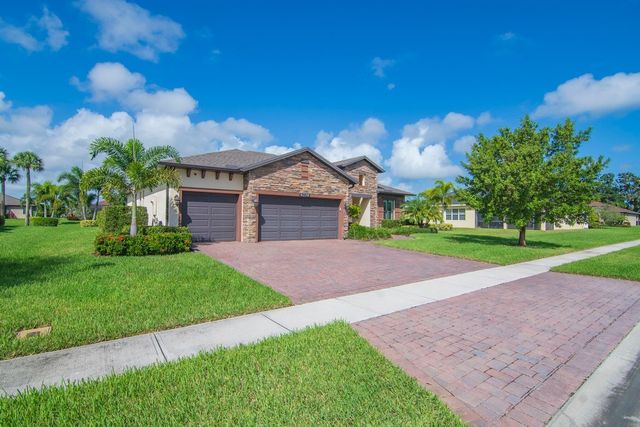 6234 Arcadia Square, Vero Beach, FL 32966