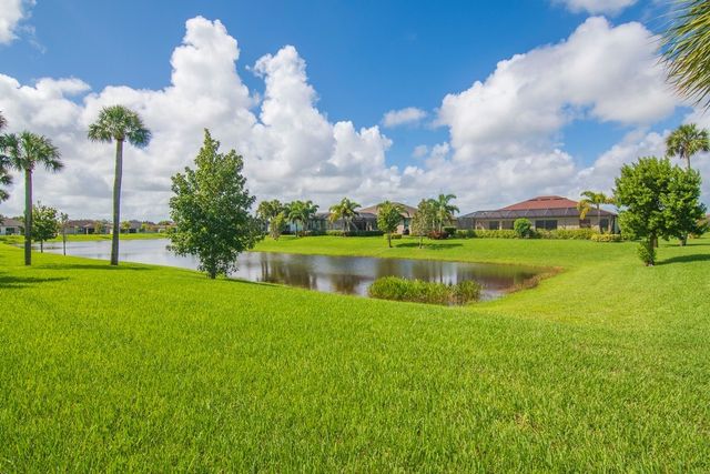 6234 Arcadia Square, Vero Beach, FL 32966
