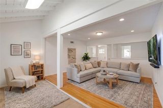 16319 Minnehaha, Granada Hills, CA 91344
