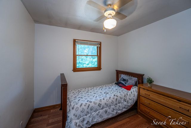 3860 E Pontaluna Road, Fruitport Twp, MI 49415