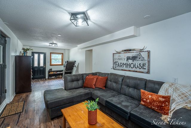 3860 E Pontaluna Road, Fruitport Twp, MI 49415