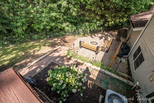 3860 E Pontaluna Road, Fruitport Twp, MI 49415