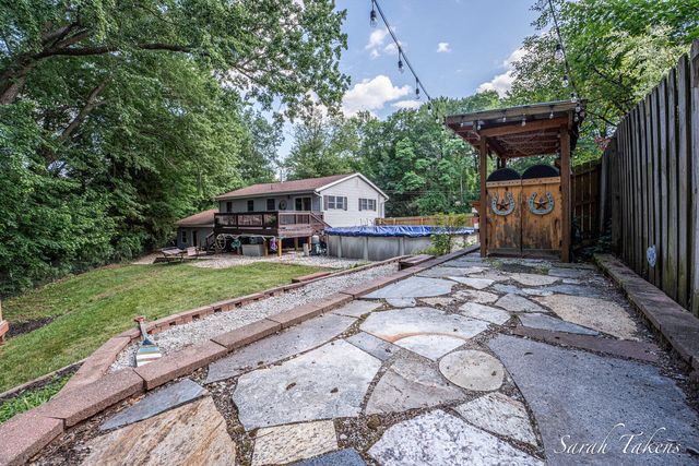 3860 E Pontaluna Road, Fruitport Twp, MI 49415