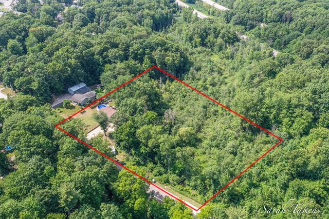 3860 E Pontaluna Road, Fruitport Twp, MI 49415