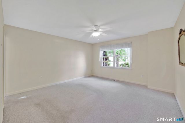 10 Knollwood Circle, Enfield, CT 06082
