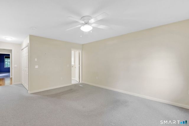 10 Knollwood Circle, Enfield, CT 06082