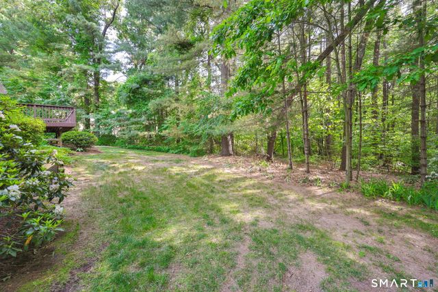 10 Knollwood Circle, Enfield, CT 06082