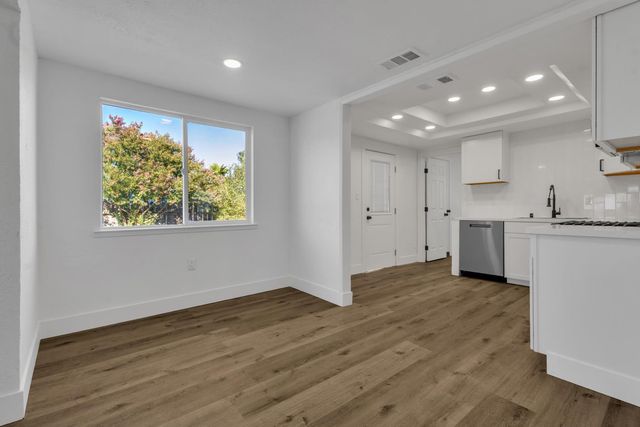 3044 Munford Ave, Stockton, CA 95205