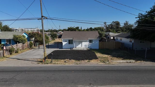 3044 Munford Ave, Stockton, CA 95205