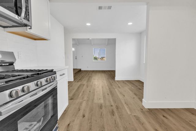 3044 Munford Ave, Stockton, CA 95205