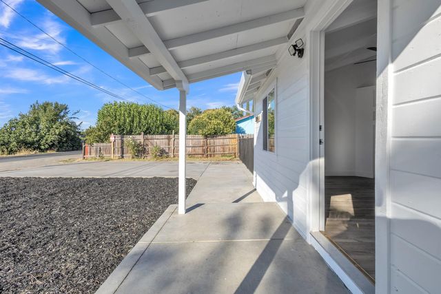 3044 Munford Ave, Stockton, CA 95205