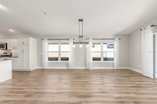 5631 FERNANDES COURT, The Villages, FL 32163