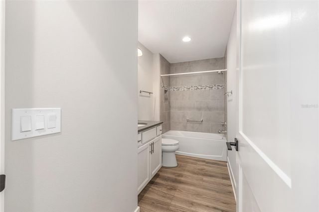 5631 FERNANDES COURT, The Villages, FL 32163