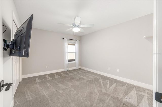 5631 FERNANDES COURT, The Villages, FL 32163