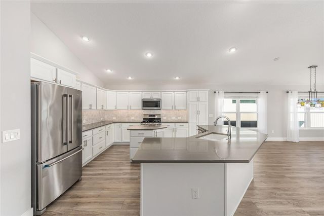 5631 FERNANDES COURT, The Villages, FL 32163