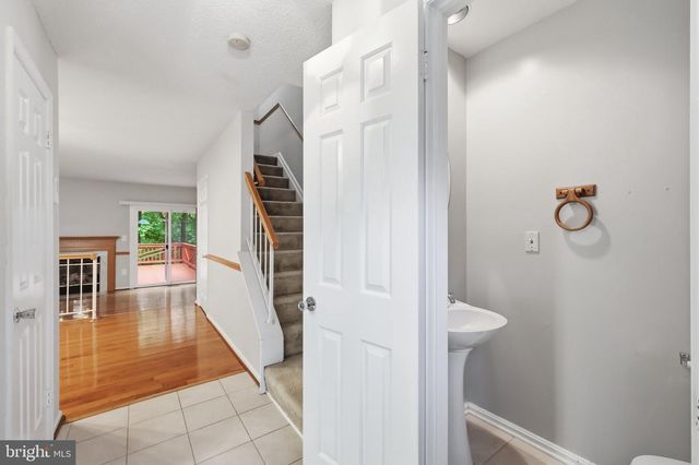 4000 SPARROW HOUSE LN, Burtonsville, MD 20866