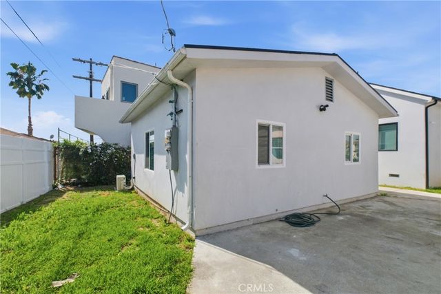 1364 S Ridgeley, Los Angeles, CA 90019