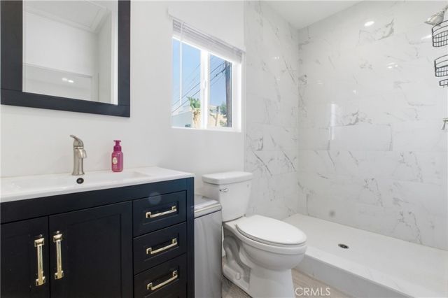 1364 S Ridgeley, Los Angeles, CA 90019