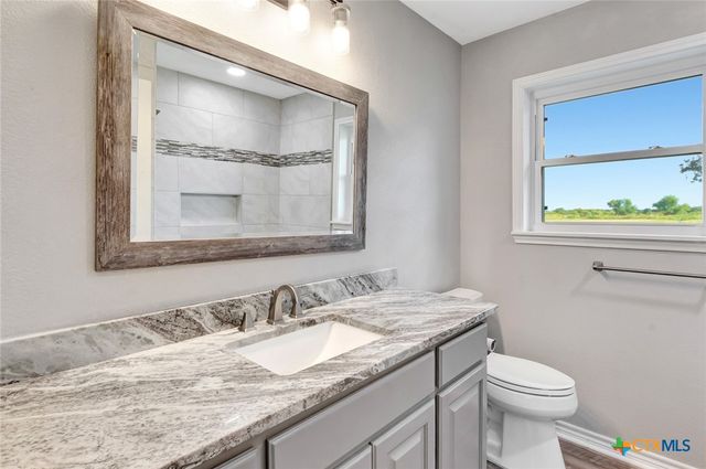 18035 Highway 111 S, Louise, TX 77455