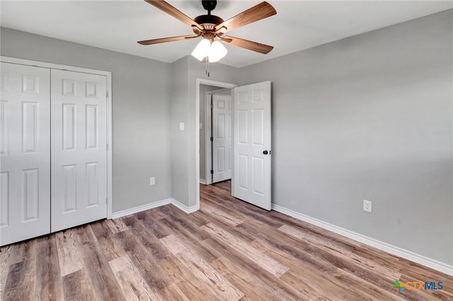 18035 Highway 111 S, Louise, TX 77455