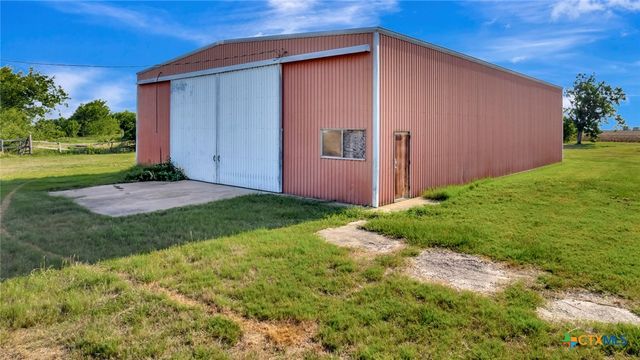18035 Highway 111 S, Louise, TX 77455