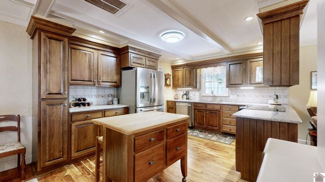 223 Circle Drive, Mayfield, KY 42066