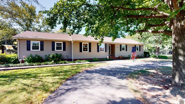 223 Circle Drive, Mayfield, KY 42066