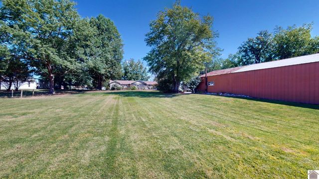 223 Circle Drive, Mayfield, KY 42066