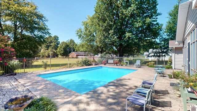 223 Circle Drive, Mayfield, KY 42066