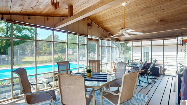 223 Circle Drive, Mayfield, KY 42066