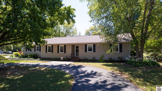 223 Circle Drive, Mayfield, KY 42066