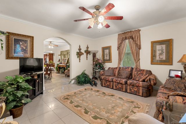 54 Warden Rd, Fayetteville, TN 37334