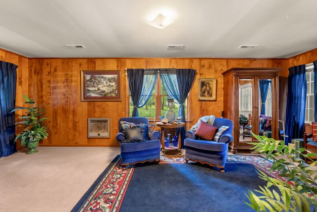 54 Warden Rd, Fayetteville, TN 37334