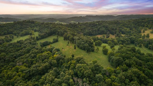 54 Warden Rd, Fayetteville, TN 37334
