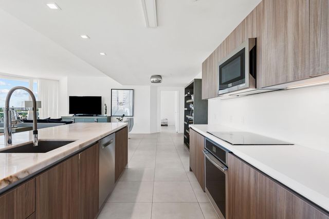 401 N Birch Road 700, Fort Lauderdale, FL 33304