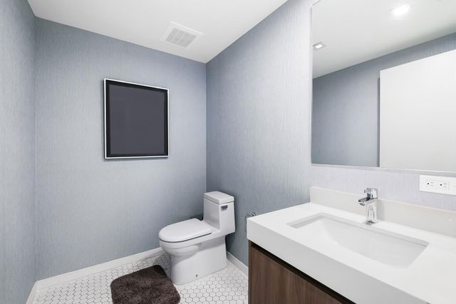 401 N Birch Road 700, Fort Lauderdale, FL 33304