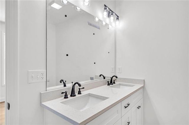 207 Riverstone Commons Circle, Canton, GA 30114