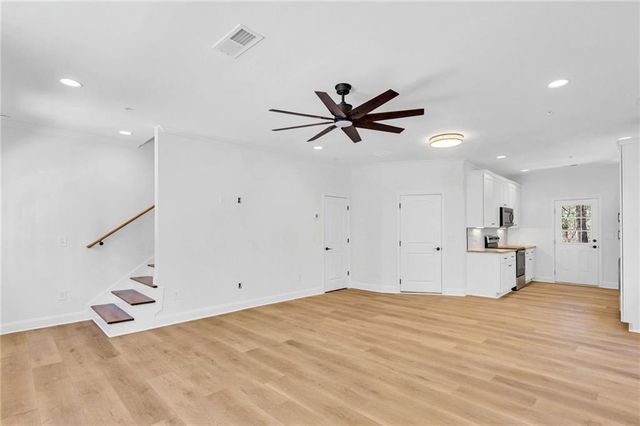 207 Riverstone Commons Circle, Canton, GA 30114