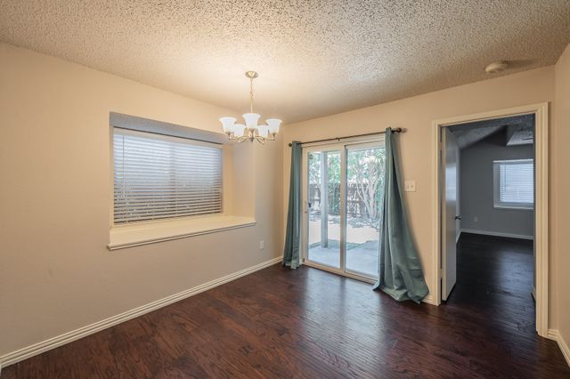 6402 Valleybrooke Court, Arlington, TX 76001