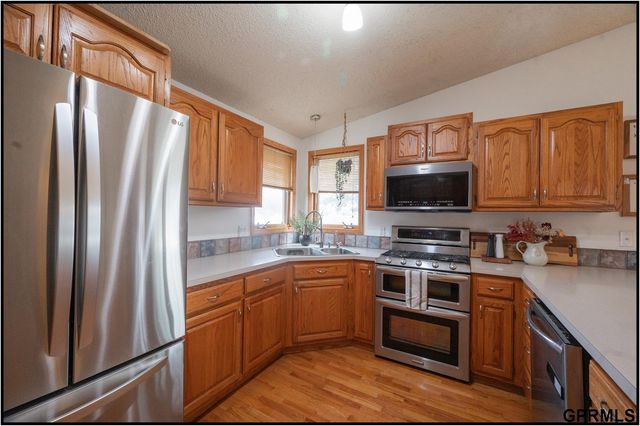 4525 Elk Ridge Road, Lincoln, NE 68516