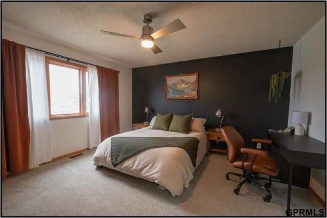 4525 Elk Ridge Road, Lincoln, NE 68516