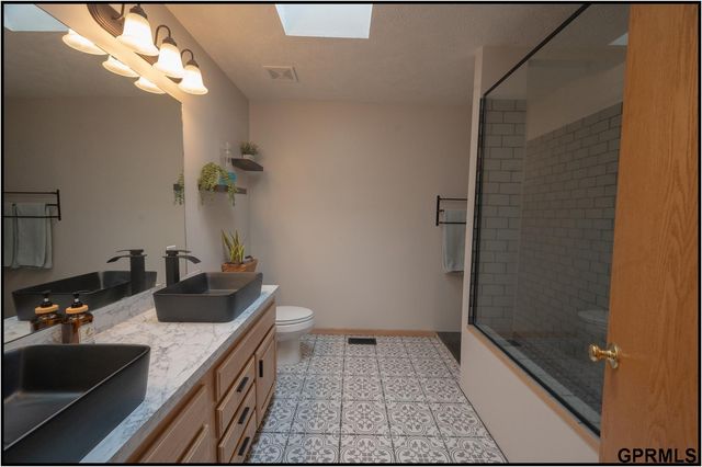 4525 Elk Ridge Road, Lincoln, NE 68516