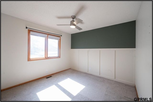 4525 Elk Ridge Road, Lincoln, NE 68516