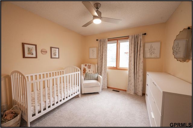 4525 Elk Ridge Road, Lincoln, NE 68516