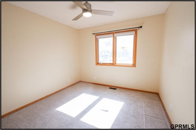 4525 Elk Ridge Road, Lincoln, NE 68516