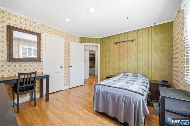 194 Ramapo Valley Road, Oakland, NJ 07436