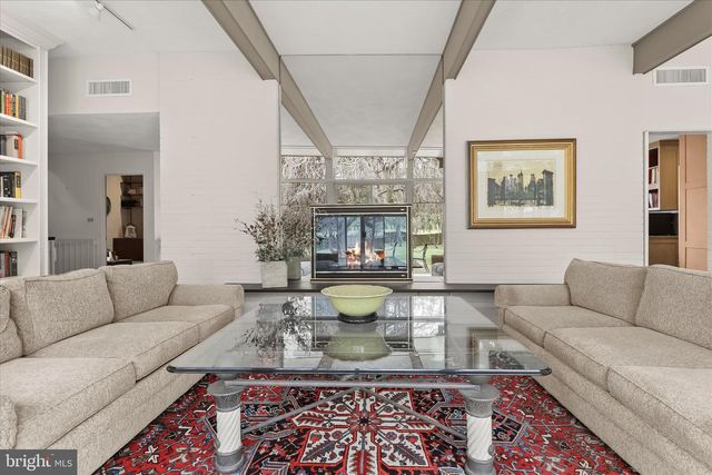 3603 WOODVALLEY DR, Baltimore, MD 21208