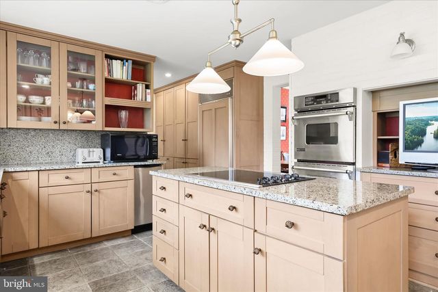 3603 WOODVALLEY DR, Baltimore, MD 21208